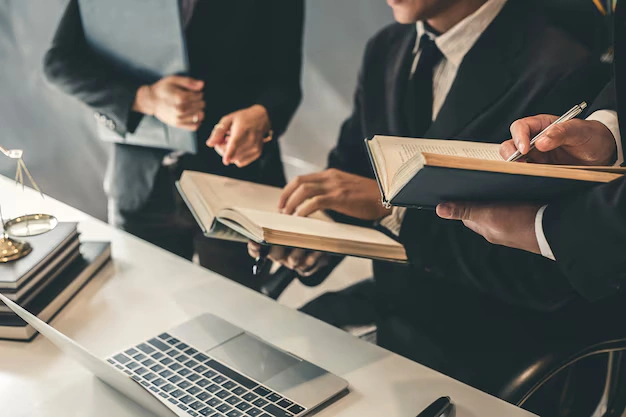 وکیل مریم روزبهانی وکیل پایه یک دادگستری در بروجرد ترابی