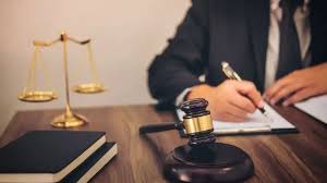 وکیل مریم روزبهانی وکیل پایه یک دادگستری در بروجرد شکوفه